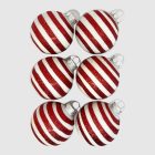 Red Glitter Stripe fehér-piros üveg karácsonyi gömb szett (6×7 cm) fehér háttérrel, 6 darabos kiszerelésben.