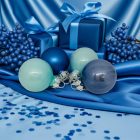 Elegáns kék üveg karácsonyfadíszek 3 cm-es méretben