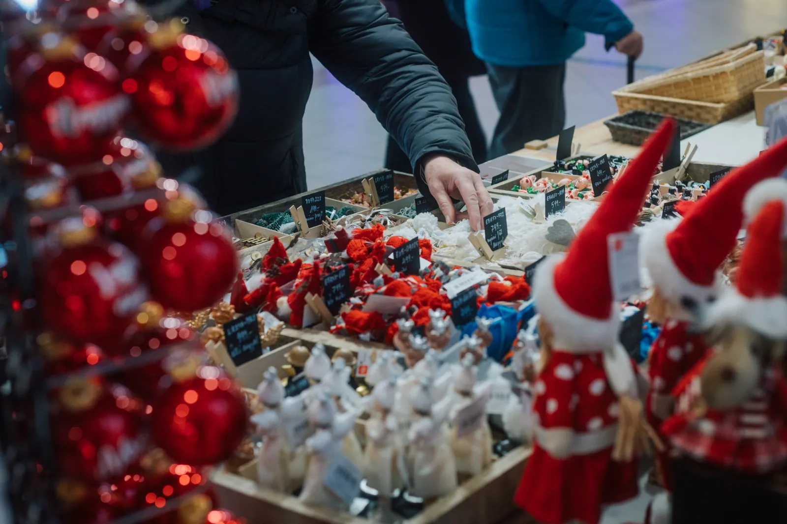 Mammut 2 – pult és díszek